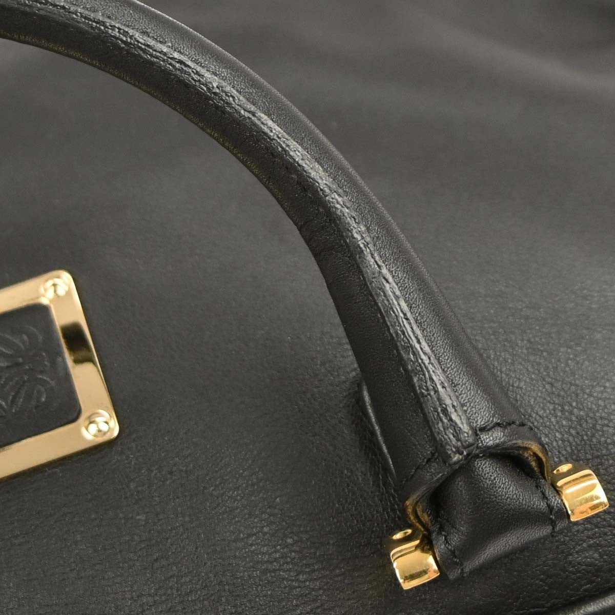 Loewe Amazona Leather Black Leather Travel Bag Bag (Pre-Owned)