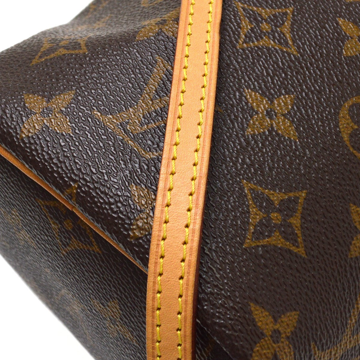Louis Vuitton Noe Monogram Canvas Brown Canvas Shoulder Bag Bag (Pre-Owned)