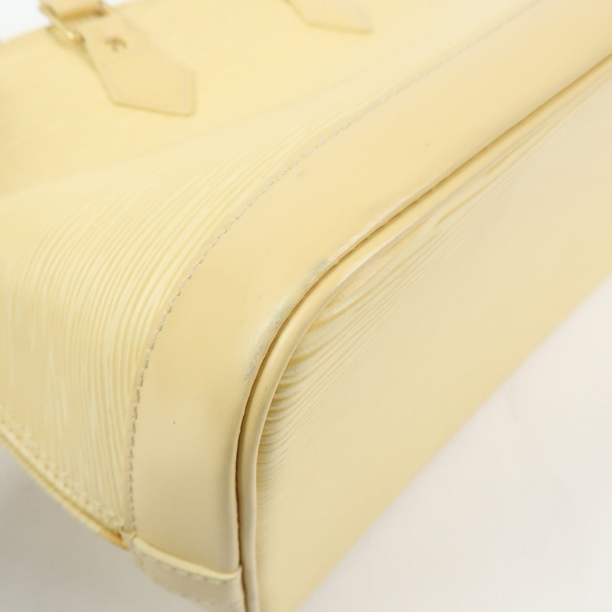 Louis Vuitton Alma Epi Leather Yellow Leather Handbag (Pre-Owned)