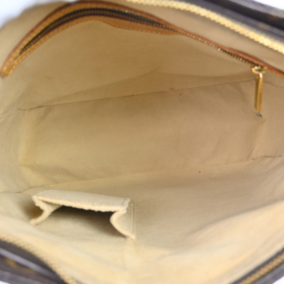 Louis Vuitton Monogram Looping Monogram Canvas Brown Canvas Handbag (Pre-Owned)