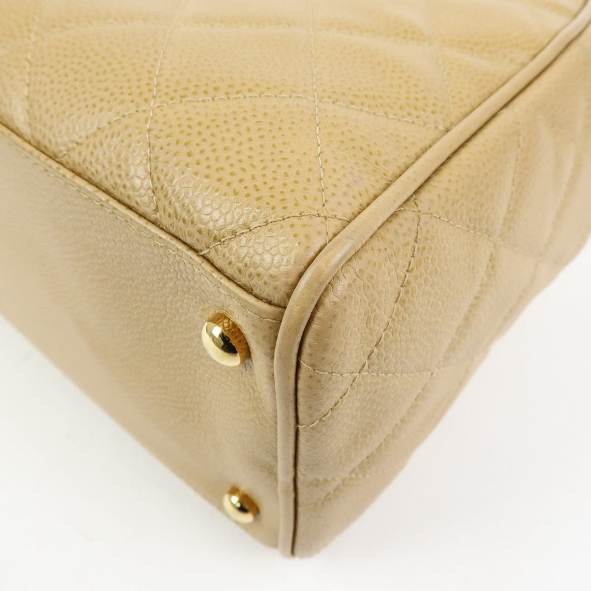 Chanel Timeless Cc Bowler Quilted Caviar Beige Leather Handbag (Pre-Owned)