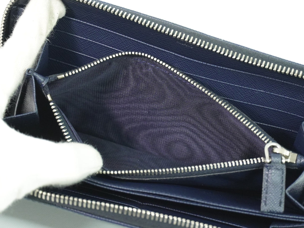 Prada Saffiano Leather Navy Leather Wallets Accessory (Pre-Owned)