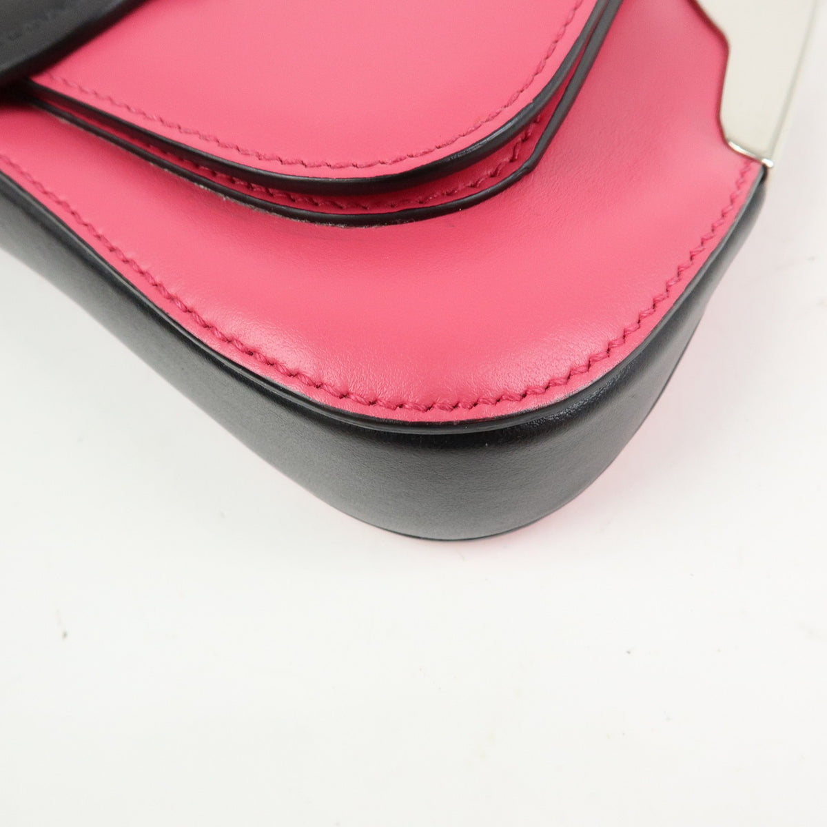 Prada Sidonie City Calf Pink Leather Shoulder Bag Bag (Pre-Owned)