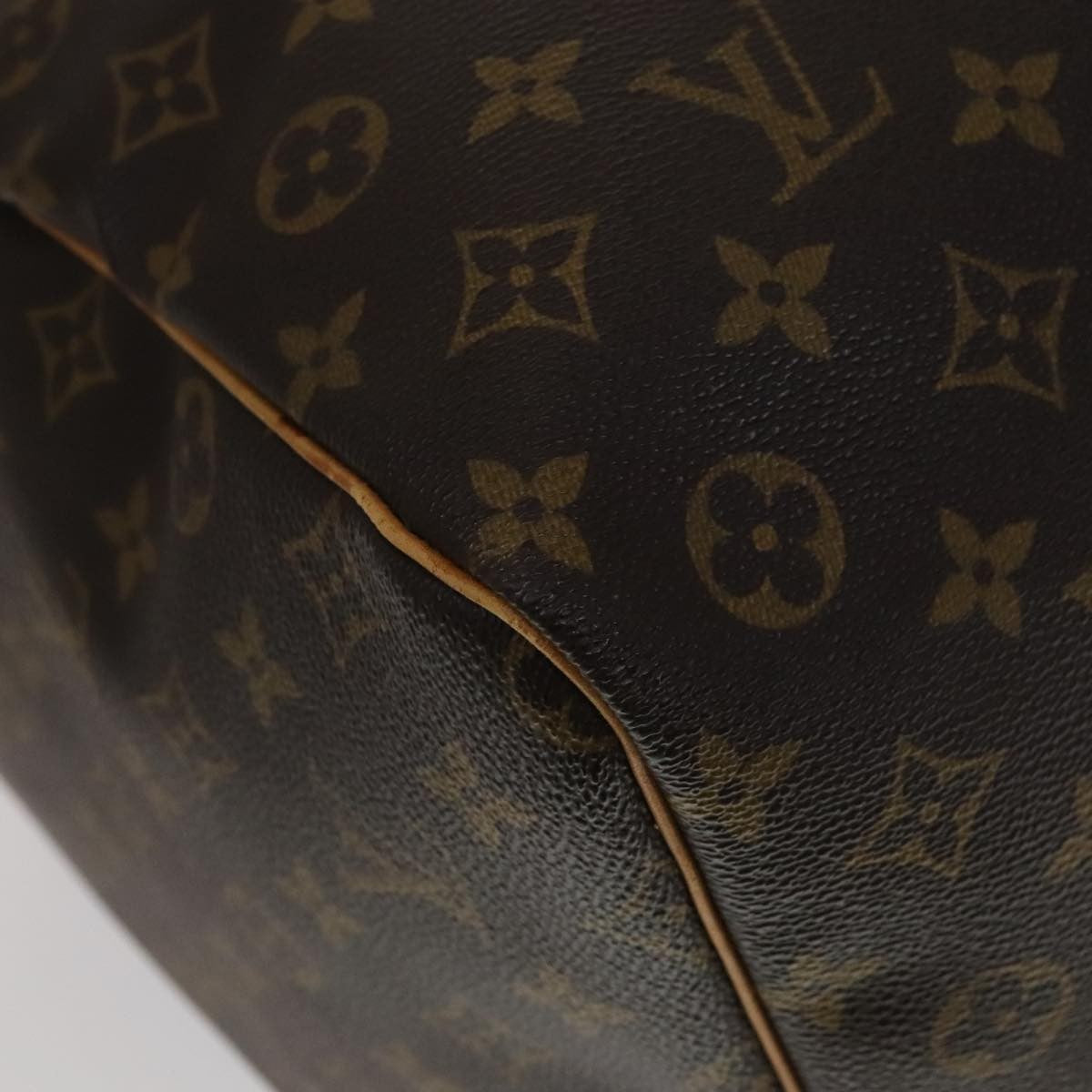 Louis Vuitton Keepall Monogram Canvas Brown Canvas Travel Bag Bag (Pre-Owned)