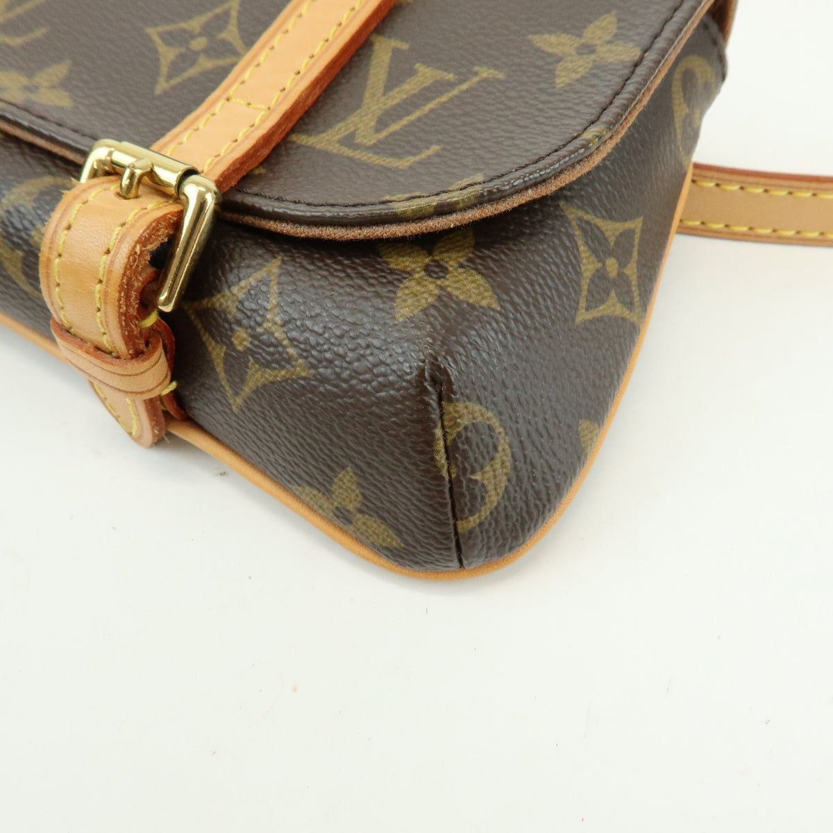 Louis Vuitton Marelle Waist Monogram Canvas Brown Canvas Handbag (Pre-Owned)