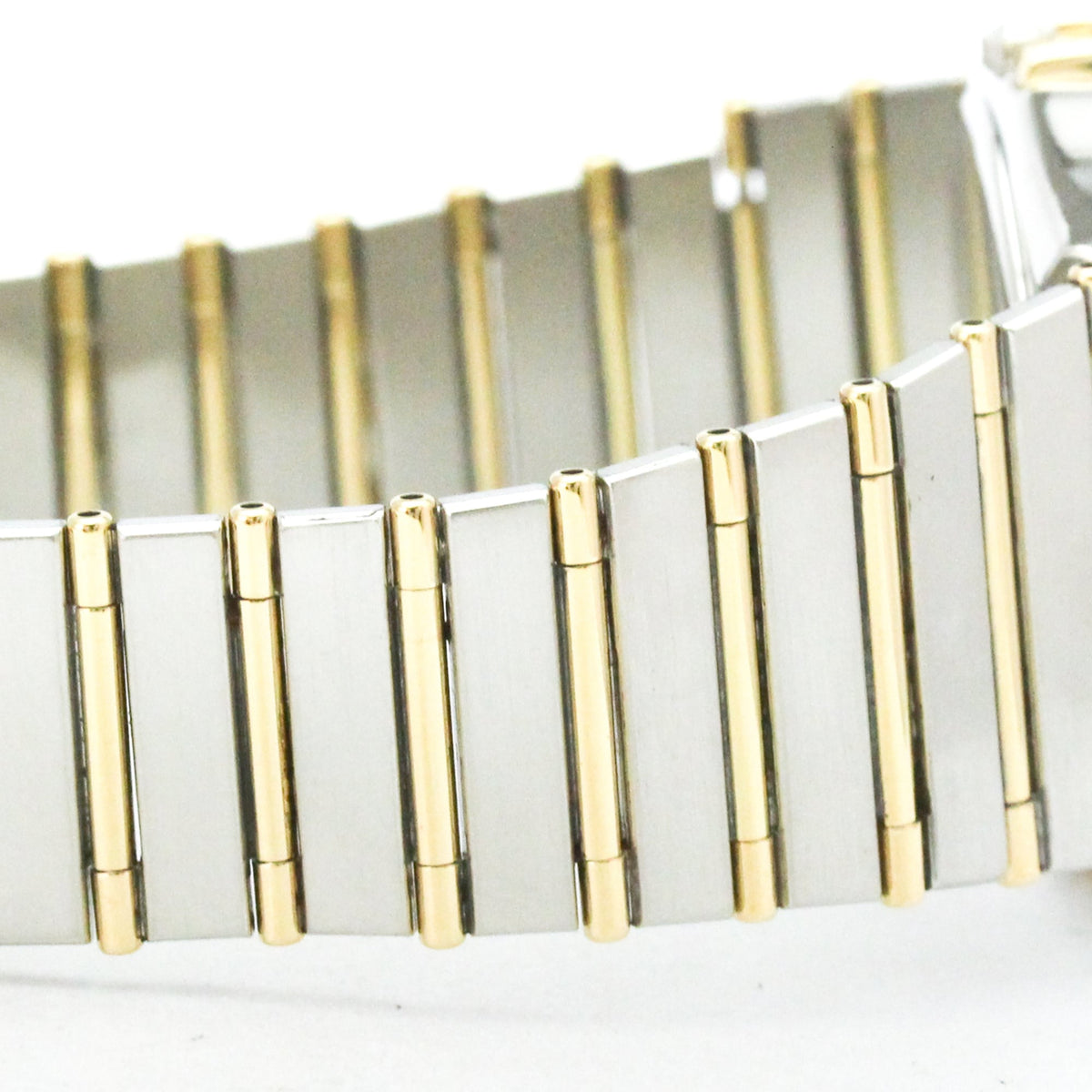Omega Constellation Quartz Stainless Steel And Yellow Gold Watch (Pre-Owned)