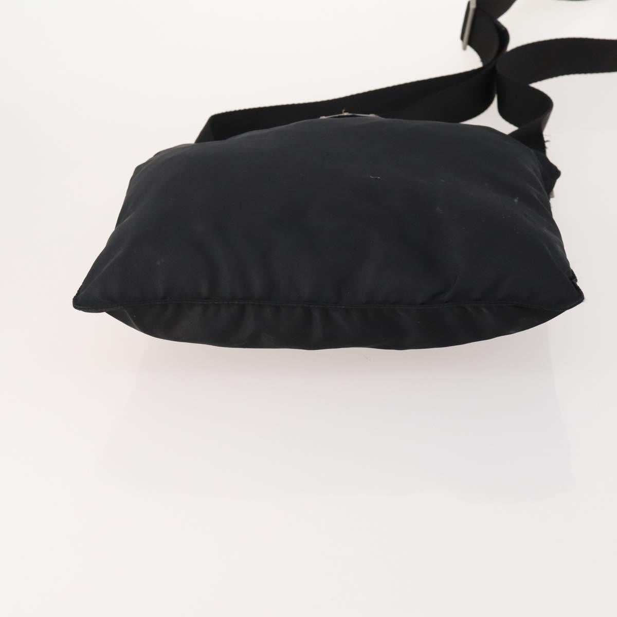 Prada Flat Messenger Tessuto Black Nylon Shoulder Bag Bag (Pre-Owned)