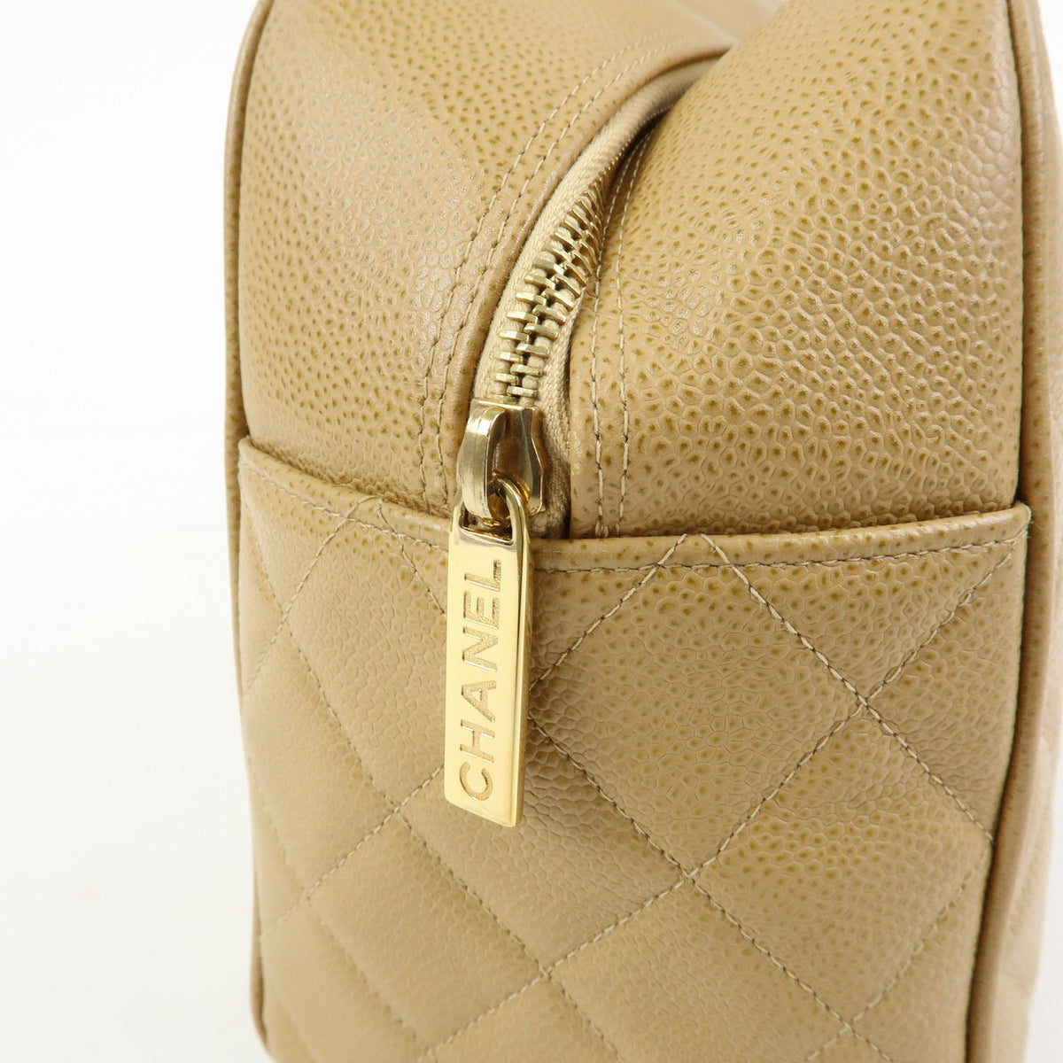 Chanel Timeless Cc Bowler Quilted Caviar Beige Leather Handbag (Pre-Owned)