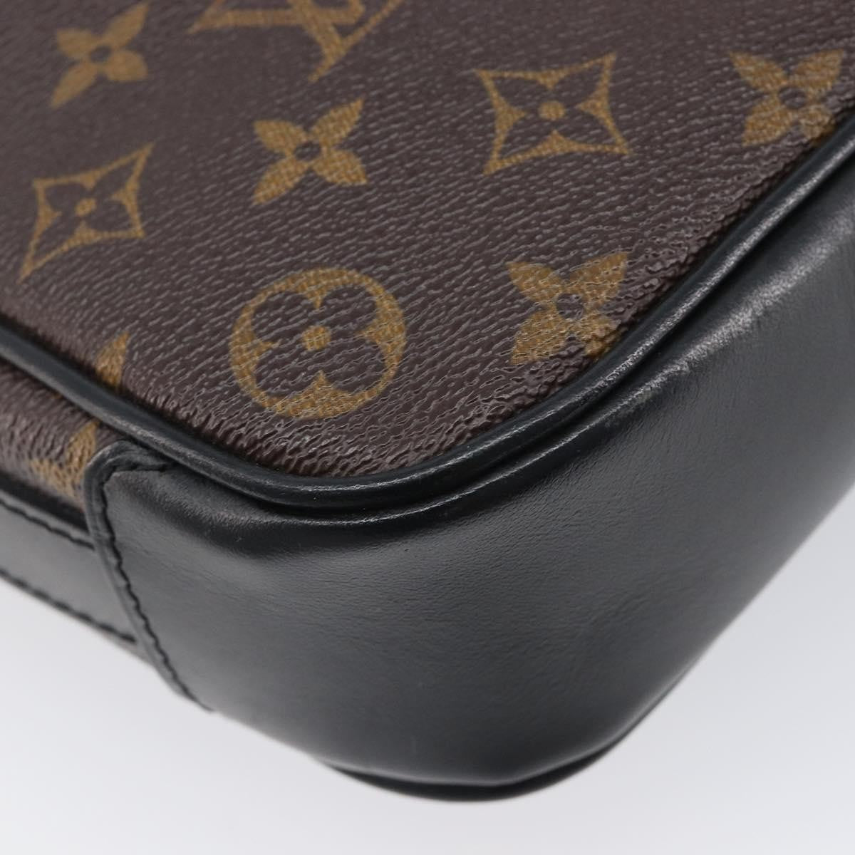 Louis Vuitton Bass Messenger Macassar Monogram Canvas Brown Canvas Handbag (Pre-Owned)