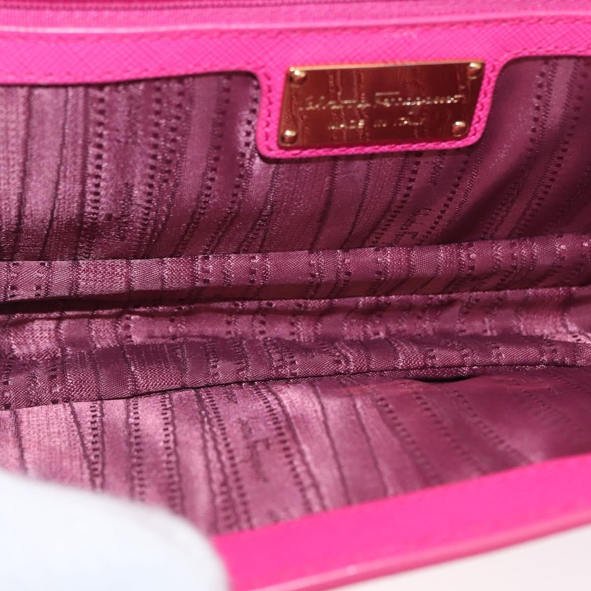 Salvatore Ferragamo Vala Chain Leather Pink Leather Shoulder Bag Bag (Pre-Owned)