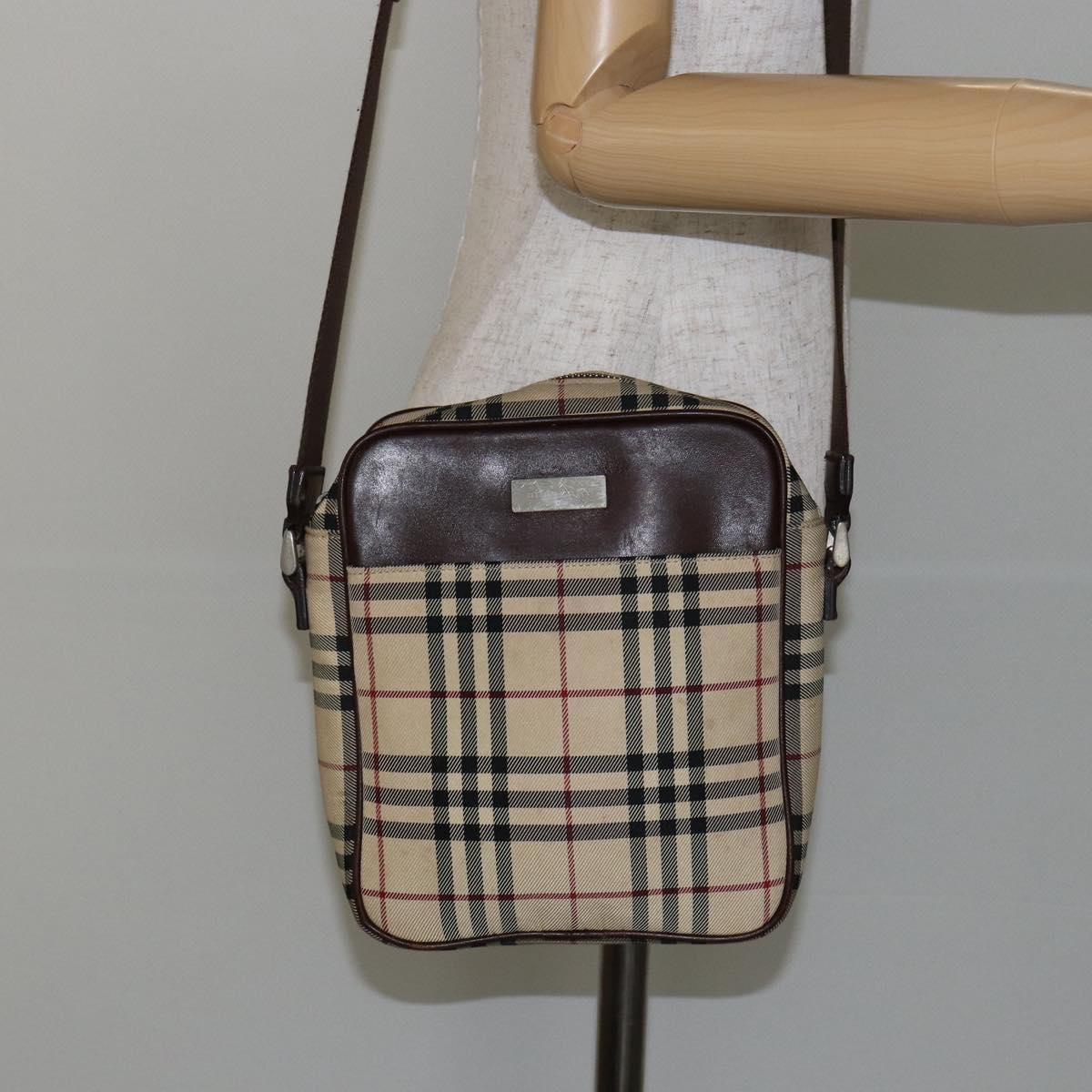 Burberry Zip Messenger Nova Check Canvas And Leather Beige Canvas Shoulder Bag Bag (Pre-Owned)