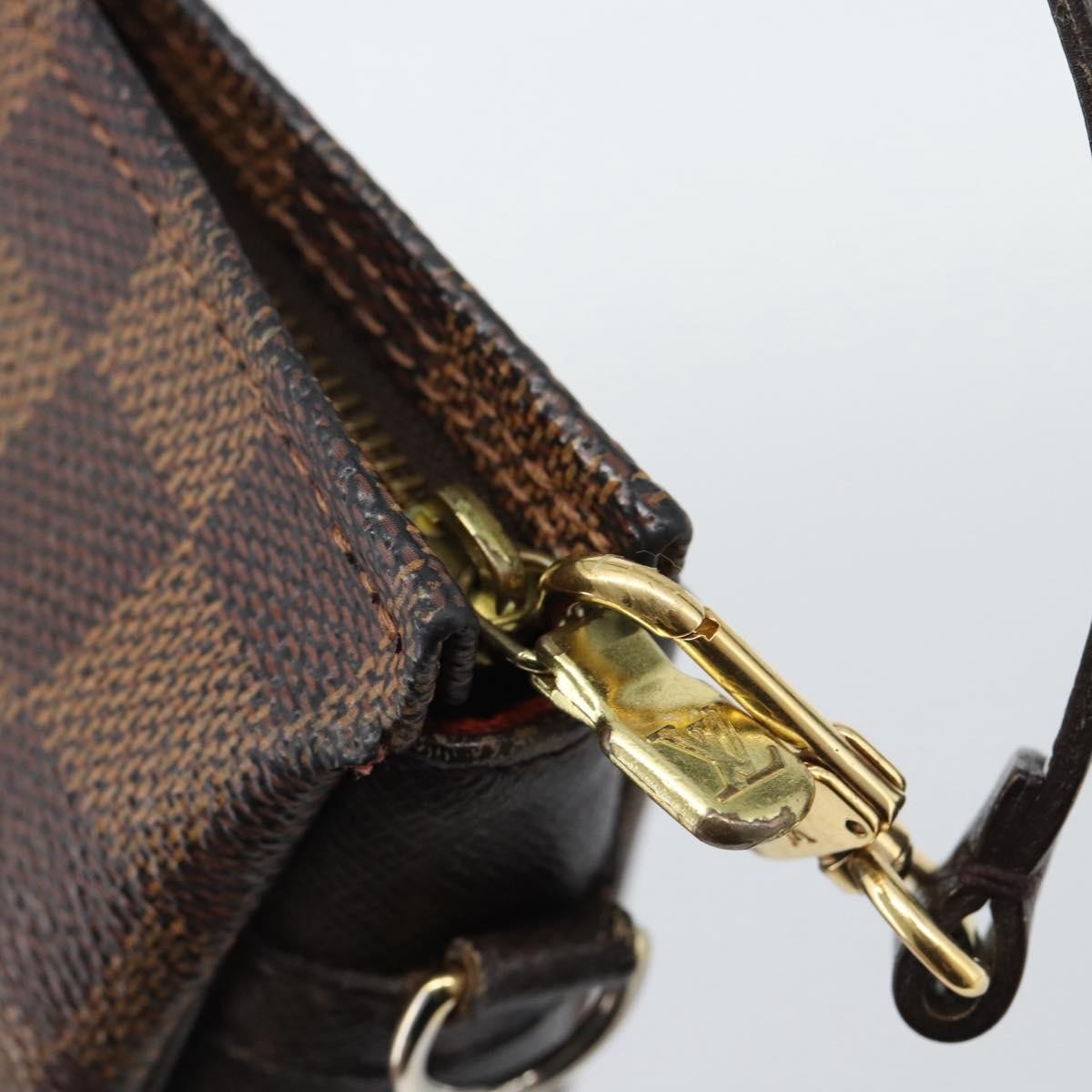 Louis Vuitton Trousse Make Up Damier Canvas Brown Canvas Clutche & Pouche Bag (Pre-Owned)