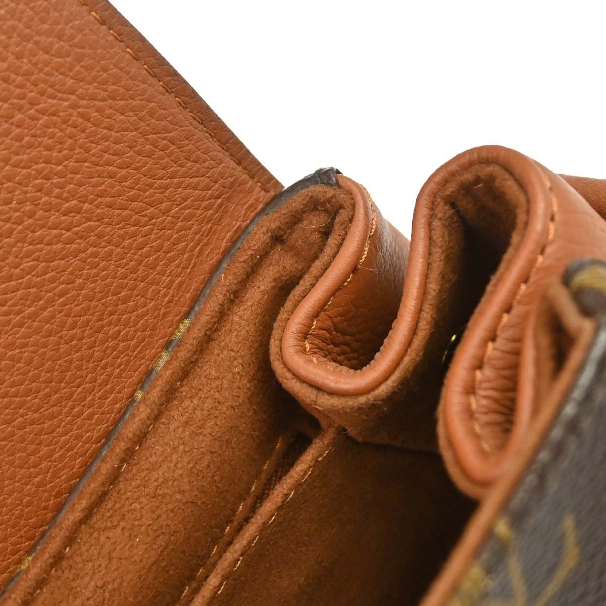 Louis Vuitton Eden Monogram Canvas Brown Canvas Handbag (Pre-Owned)