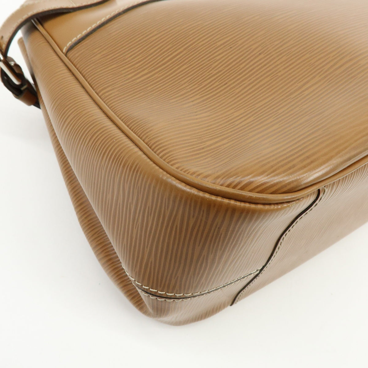Louis Vuitton Passy Epi Leather Brown Leather Tote Bag Bag (Pre-Owned)