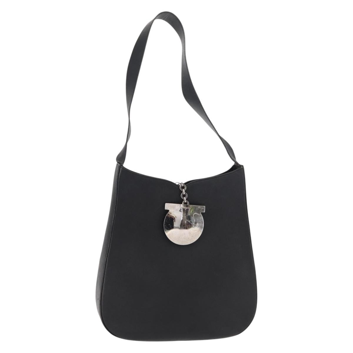 Salvatore Ferragamo Gancini Leather Black Leather Shoulder Bag Bag (Pre-Owned)