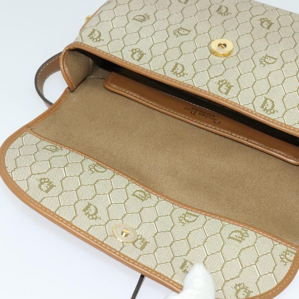 Christian Dior Vintage Honeycomb Canvas Beige Canvas Shoulder Bag Bag (Pre-Owned)