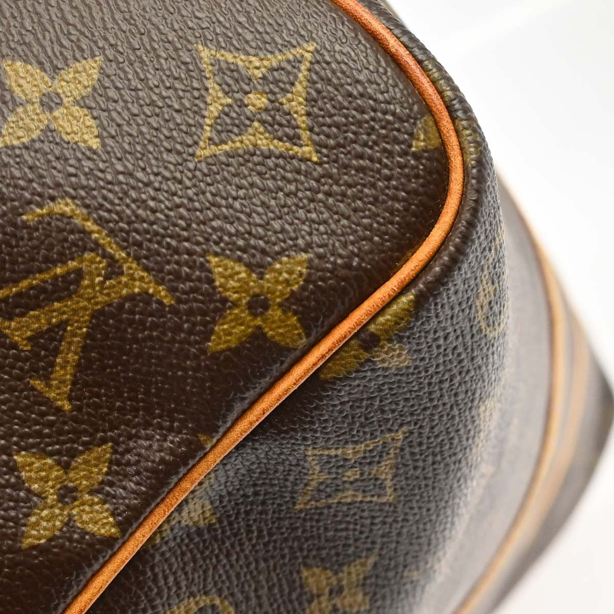 Louis Vuitton Keepall Canvas Brown Canvas Travel Bag Bag (Pre-Owned)