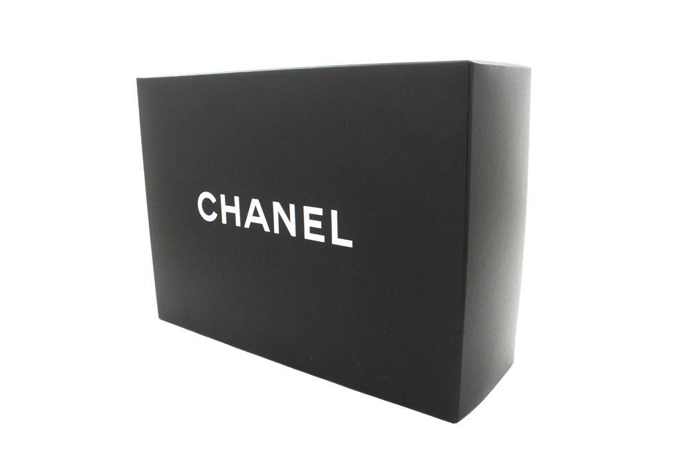 Chanel Classic Flap Lambskin Black Leather Crossbody Bag Bag (Pre-Owned)