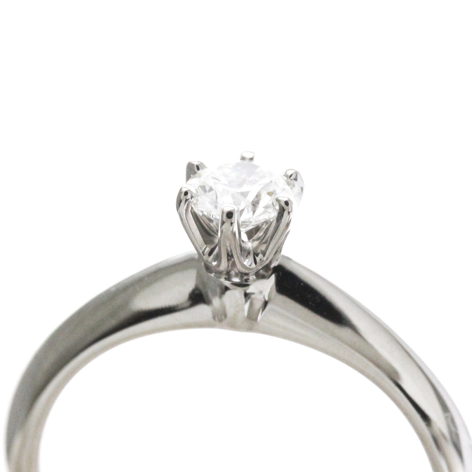 Tiffany & Co. Tiffany Setting Solitaire Platinum With Rbc Diamond H/Vs1 Clear Platinum Ring Jewelry (Pre-Owned)