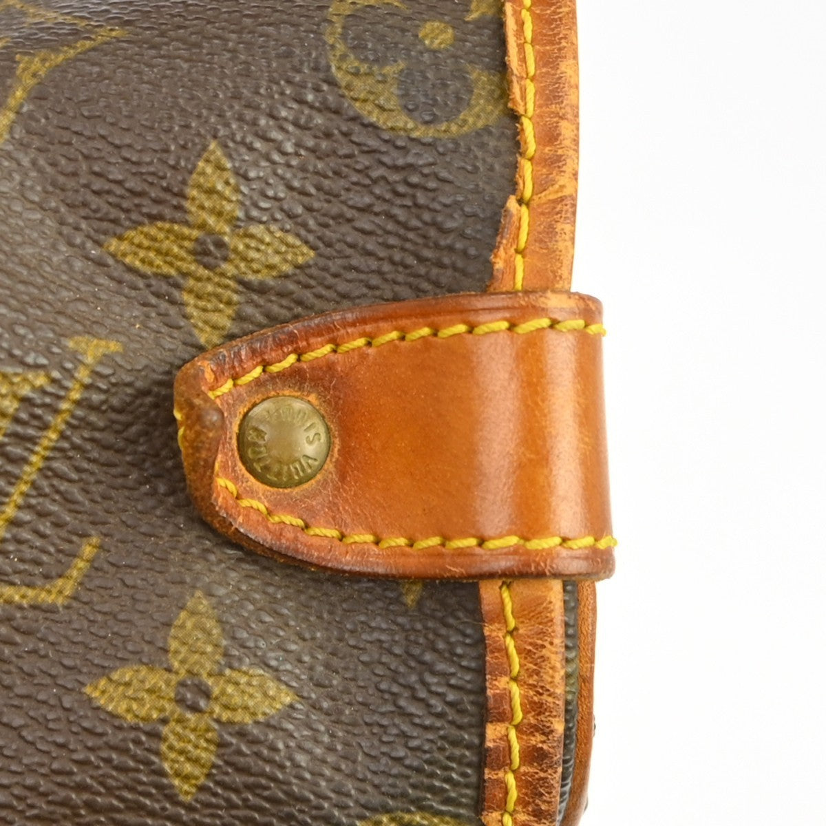 Louis Vuitton Saumur Monogram Brown Canvas Shoulder Bag Bag (Pre-Owned)