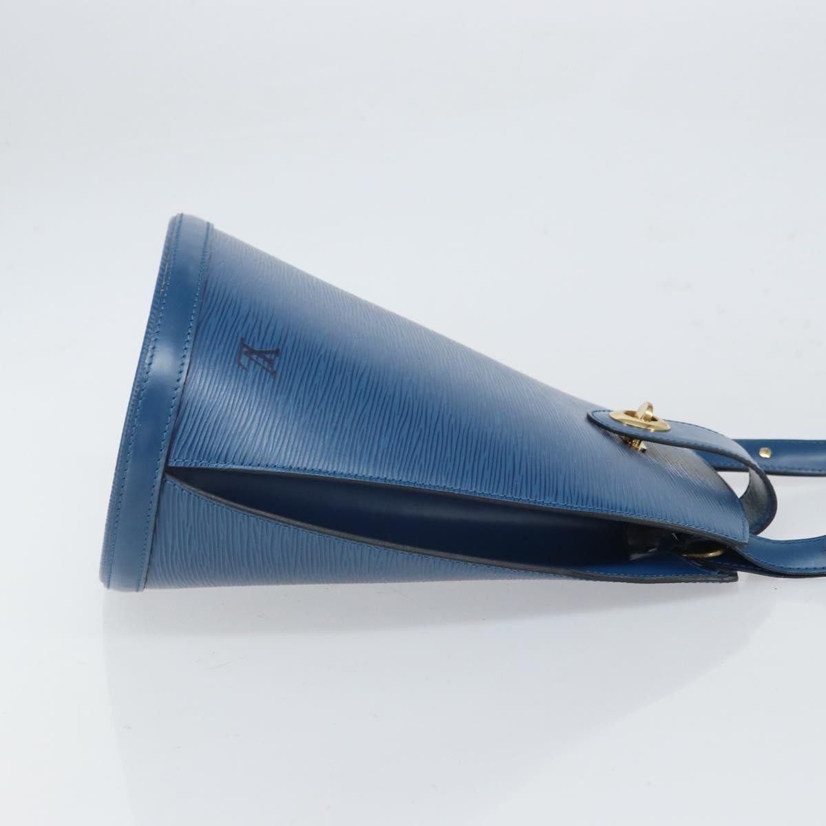 Louis Vuitton Cluny Epi Leather Blue Leather Shoulder Bag Bag (Pre-Owned)