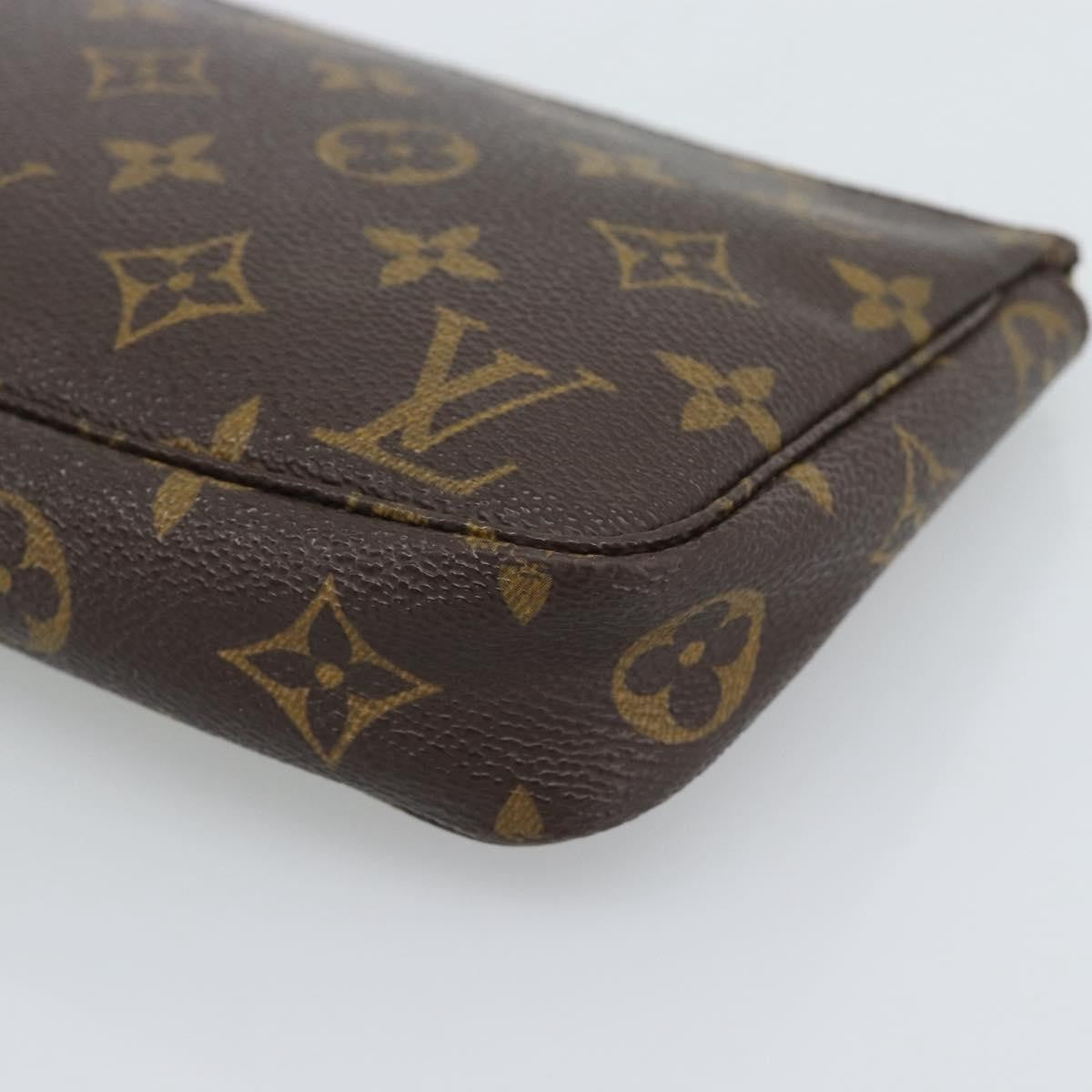 Louis Vuitton Pochette Accessoires Monogram Brown Canvas Clutche & Pouche Bag (Pre-Owned)