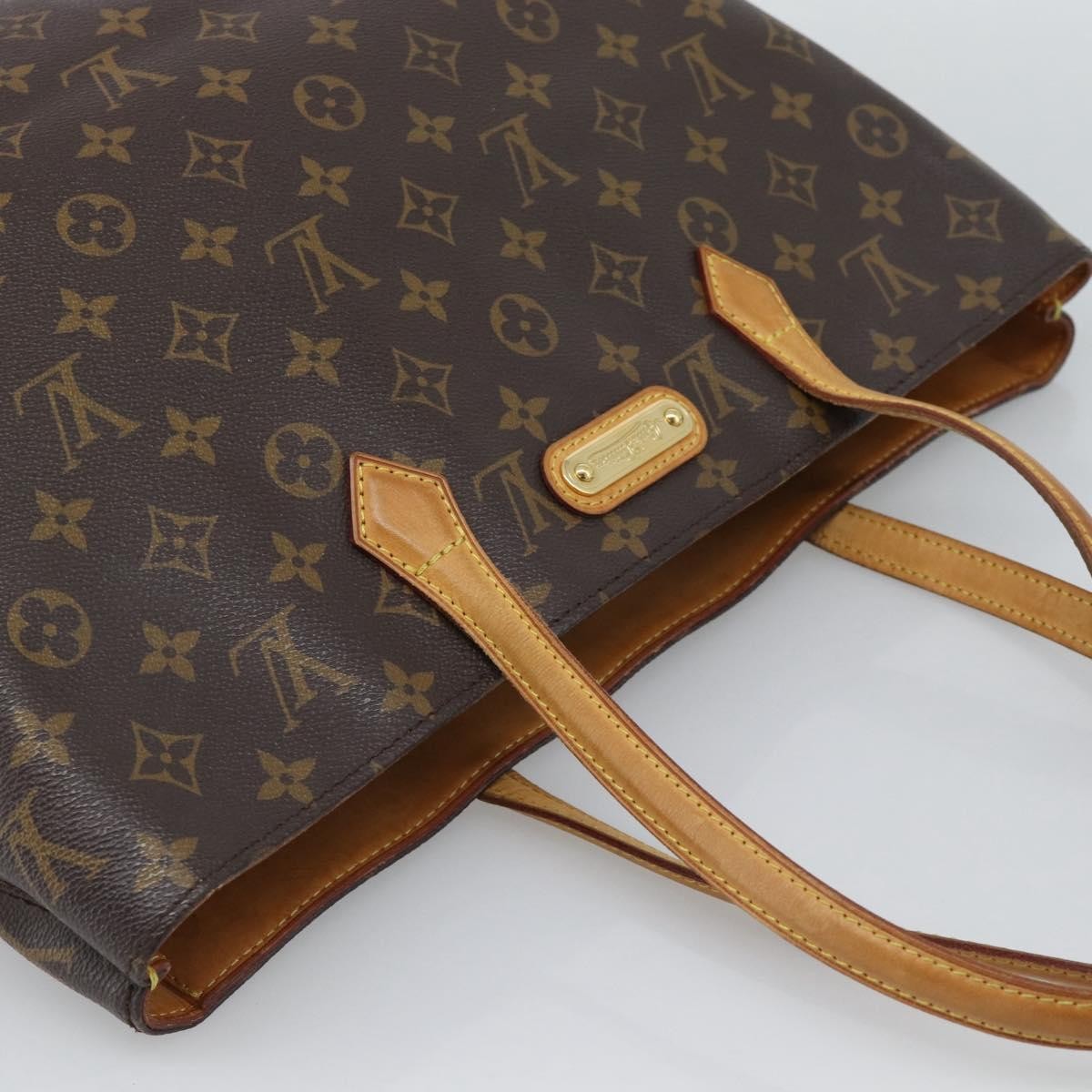 Louis Vuitton Wilshire Monogram Canvas Brown Canvas Handbag (Pre-Owned)