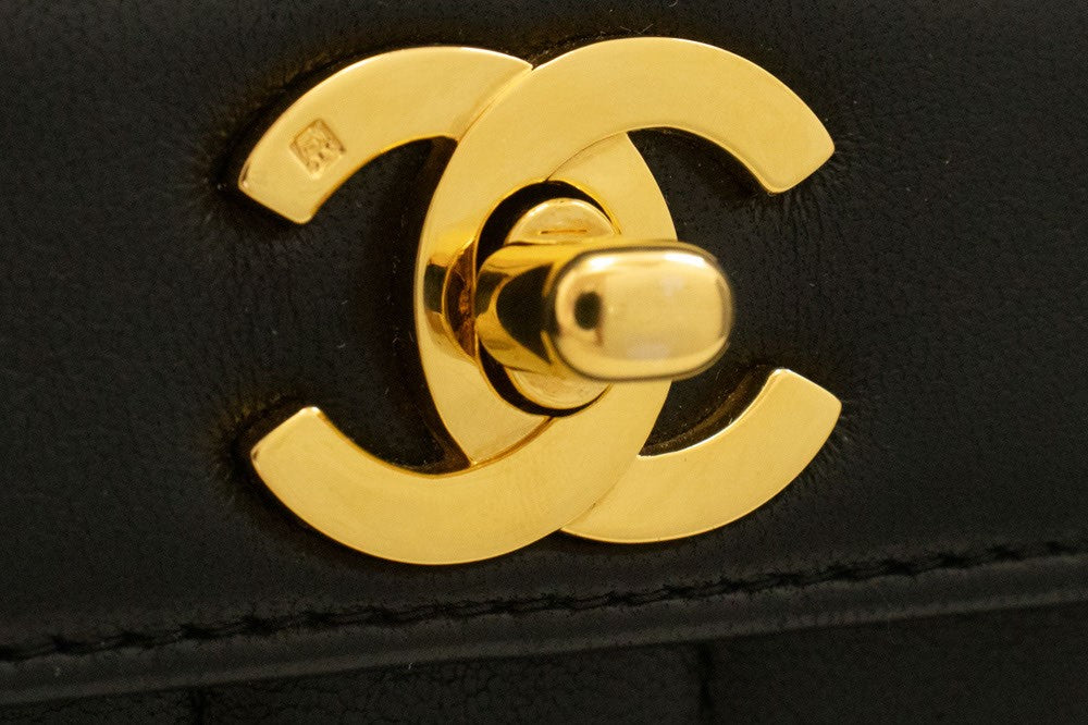 Chanel Mademoiselle Vintage Flap Lambskin Black Leather Shoulder Bag Bag (Pre-Owned)