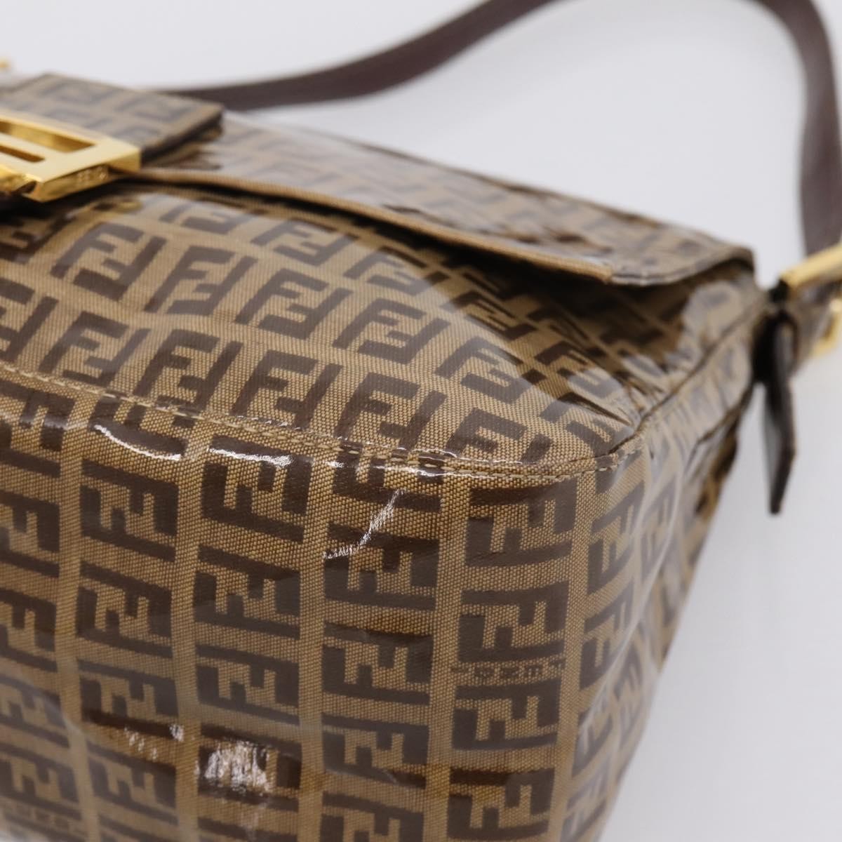 Fendi Baguette Patent Leather Beige Patent_Leather Handbag (Pre-Owned)