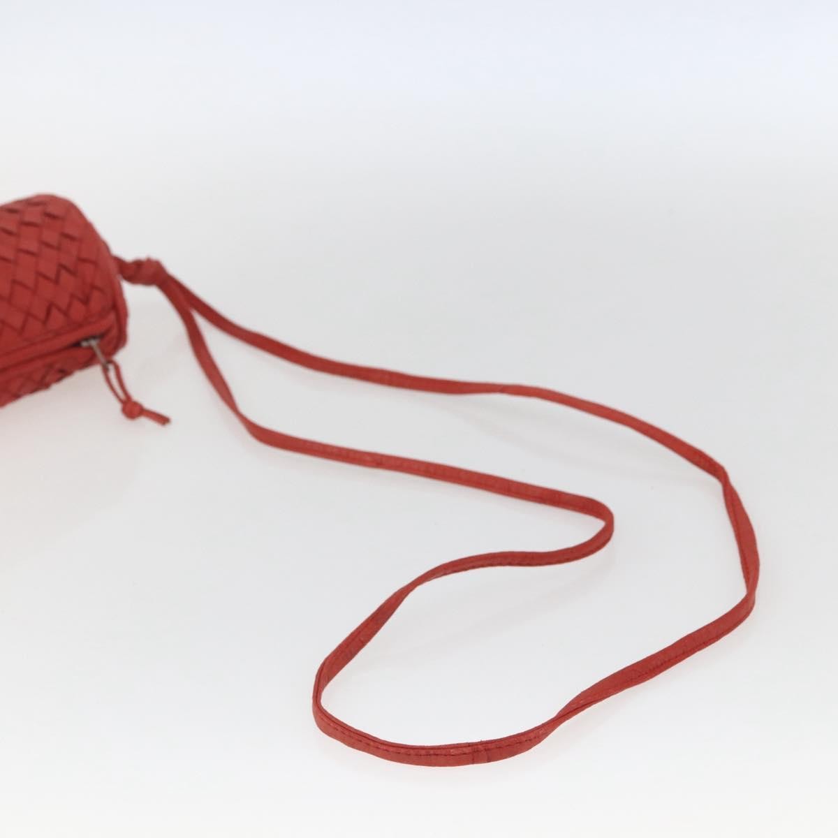 Bottega Veneta Intrecciato Clutch Leather Red Leather Clutche & Pouche Bag (Pre-Owned)