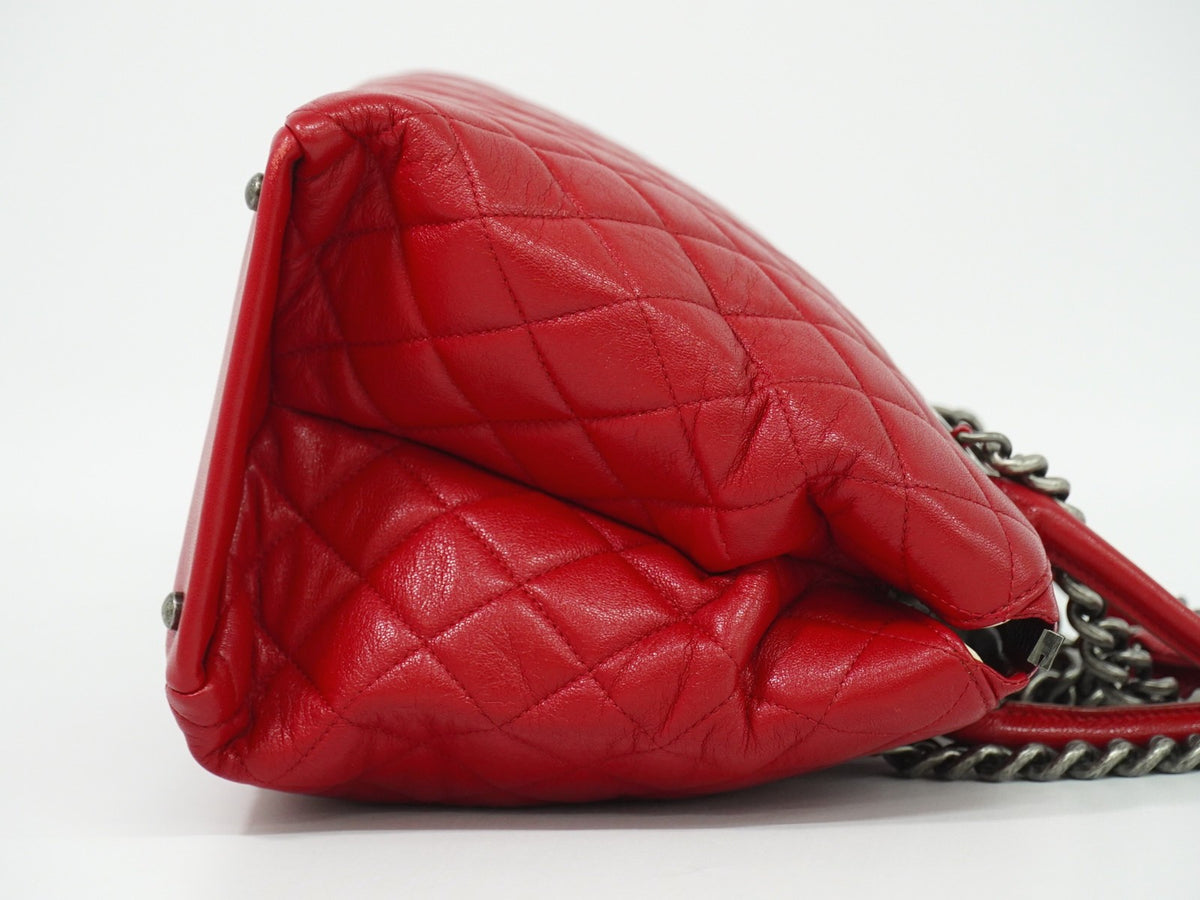 Chanel Boy Chained Quilted Calfskin Red Leather Tote Bag Bag (Pre-Owned)