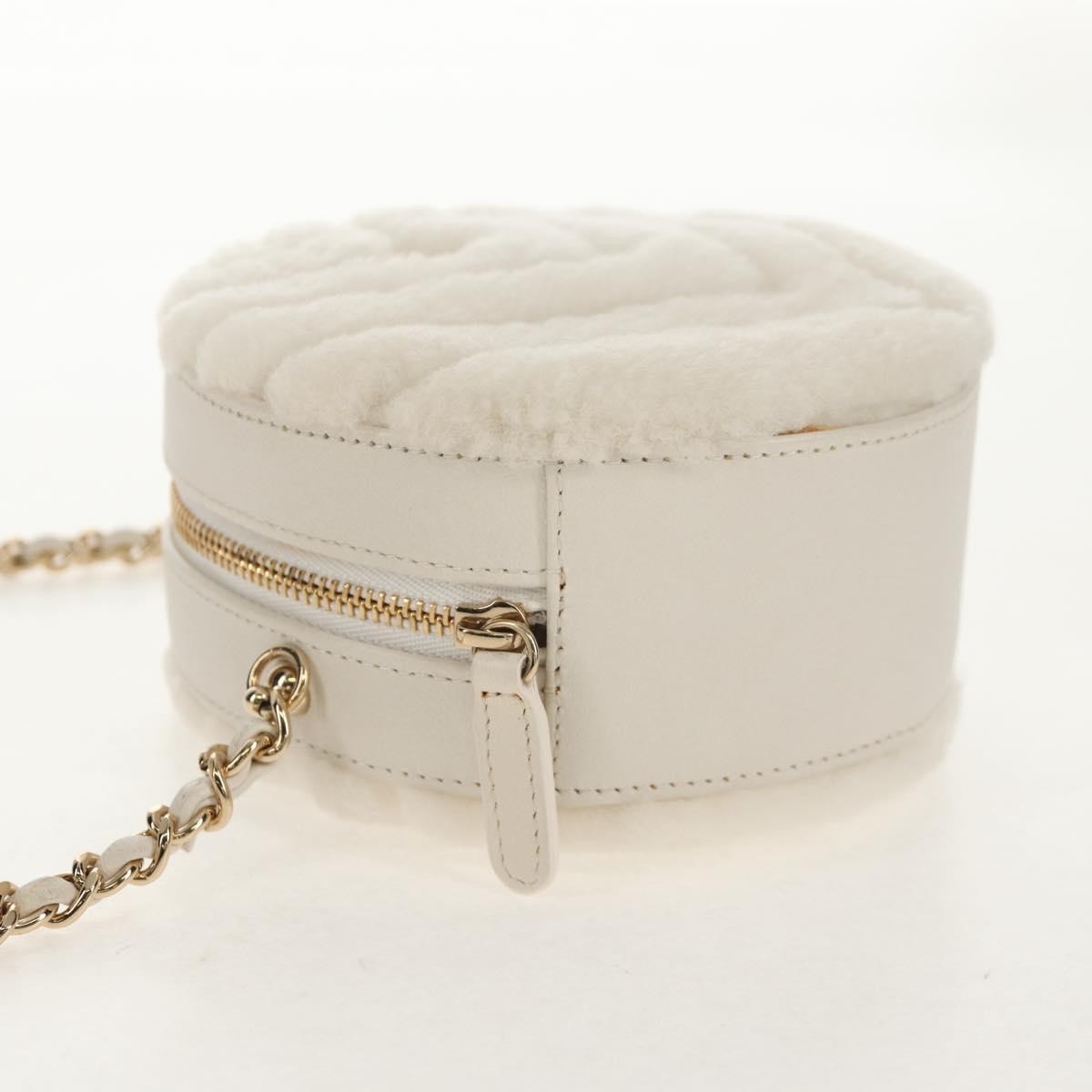 Chanel Round Clutch With Chain Chevron Shearling White Faux_Fur Clutche & Pouche Bag (Pre-Owned)