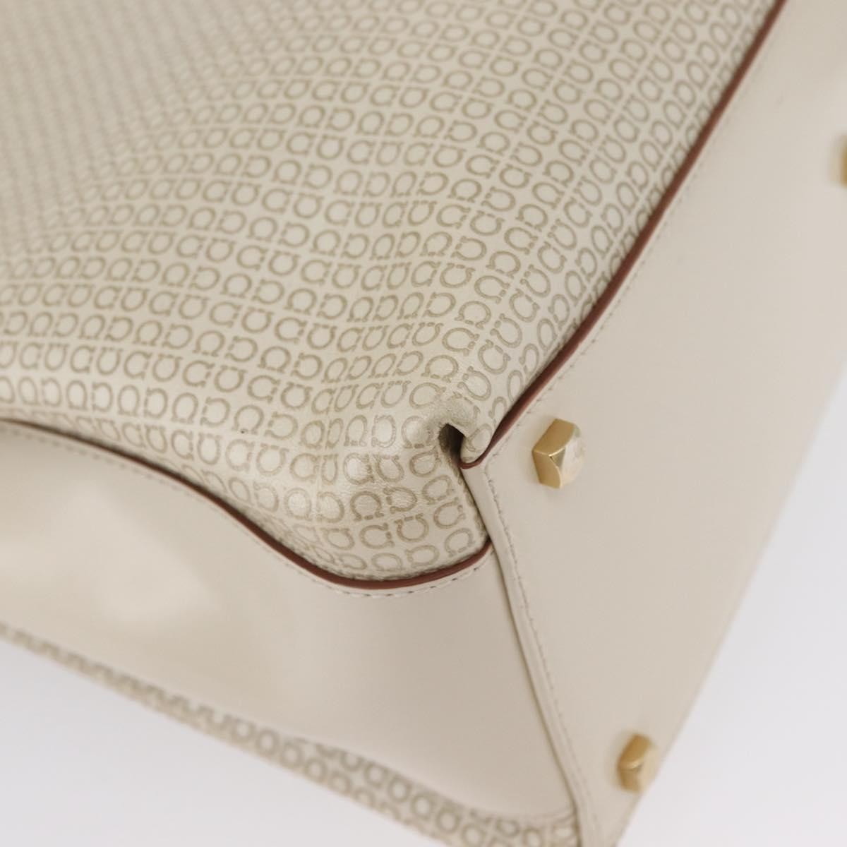 Salvatore Ferragamo Double Gancini Side Buckle Tote Leather Beige Leather Handbag (Pre-Owned)