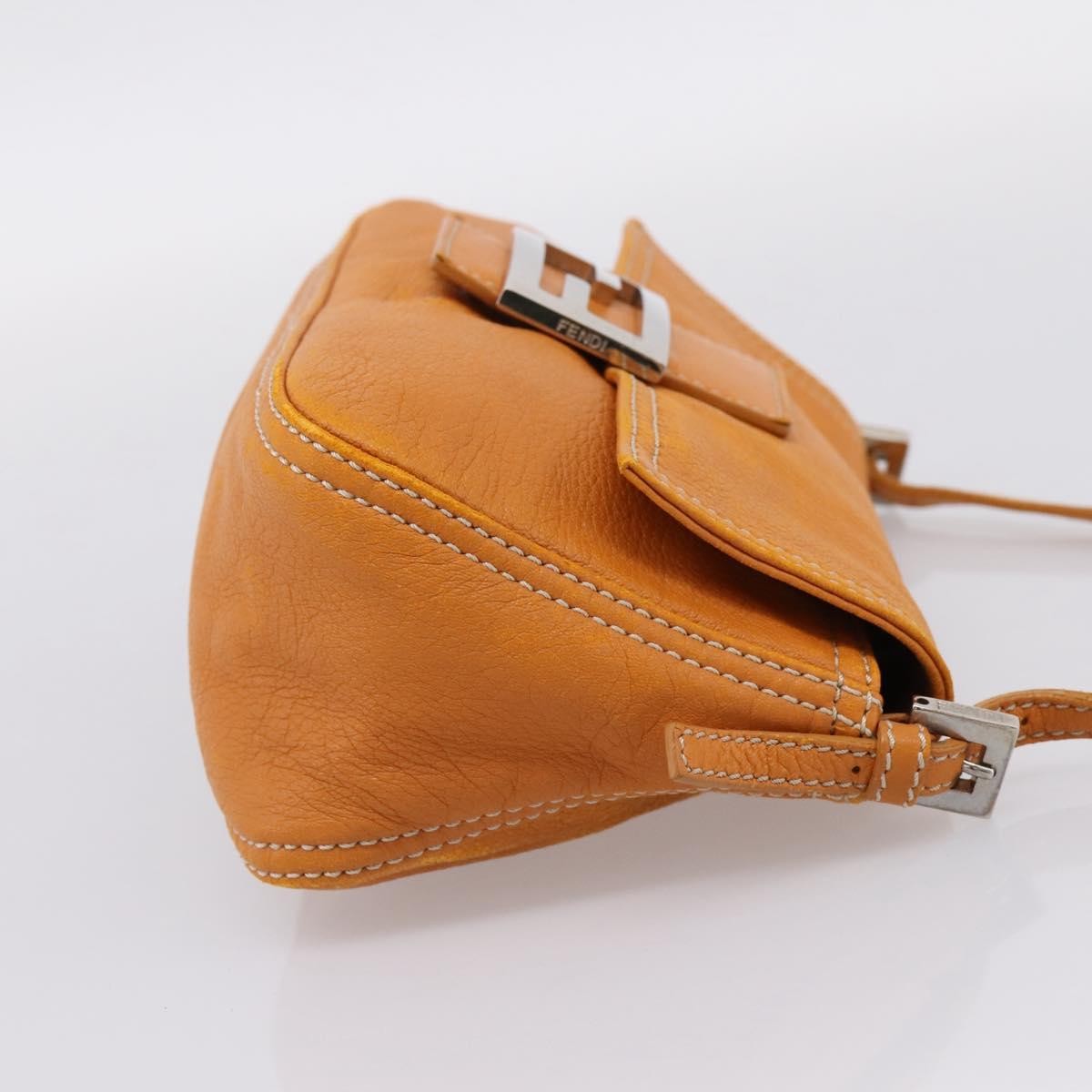Fendi Selleria Baguette Leather Brown Leather Handbag (Pre-Owned)