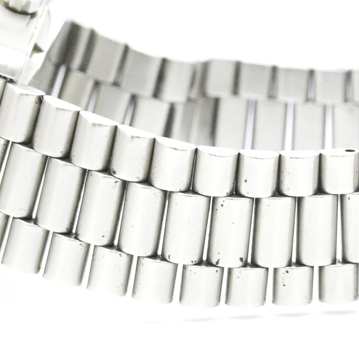 Tag Heuer 2000 Professional 200M Quartz Stainless Steel Watch (Pre-Owned)
