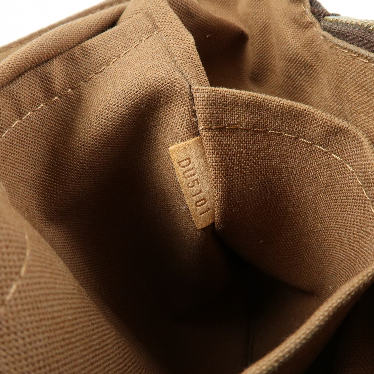 Louis Vuitton Beaubourg Messenger Monogram Canvas Brown Canvas Handbag (Pre-Owned)