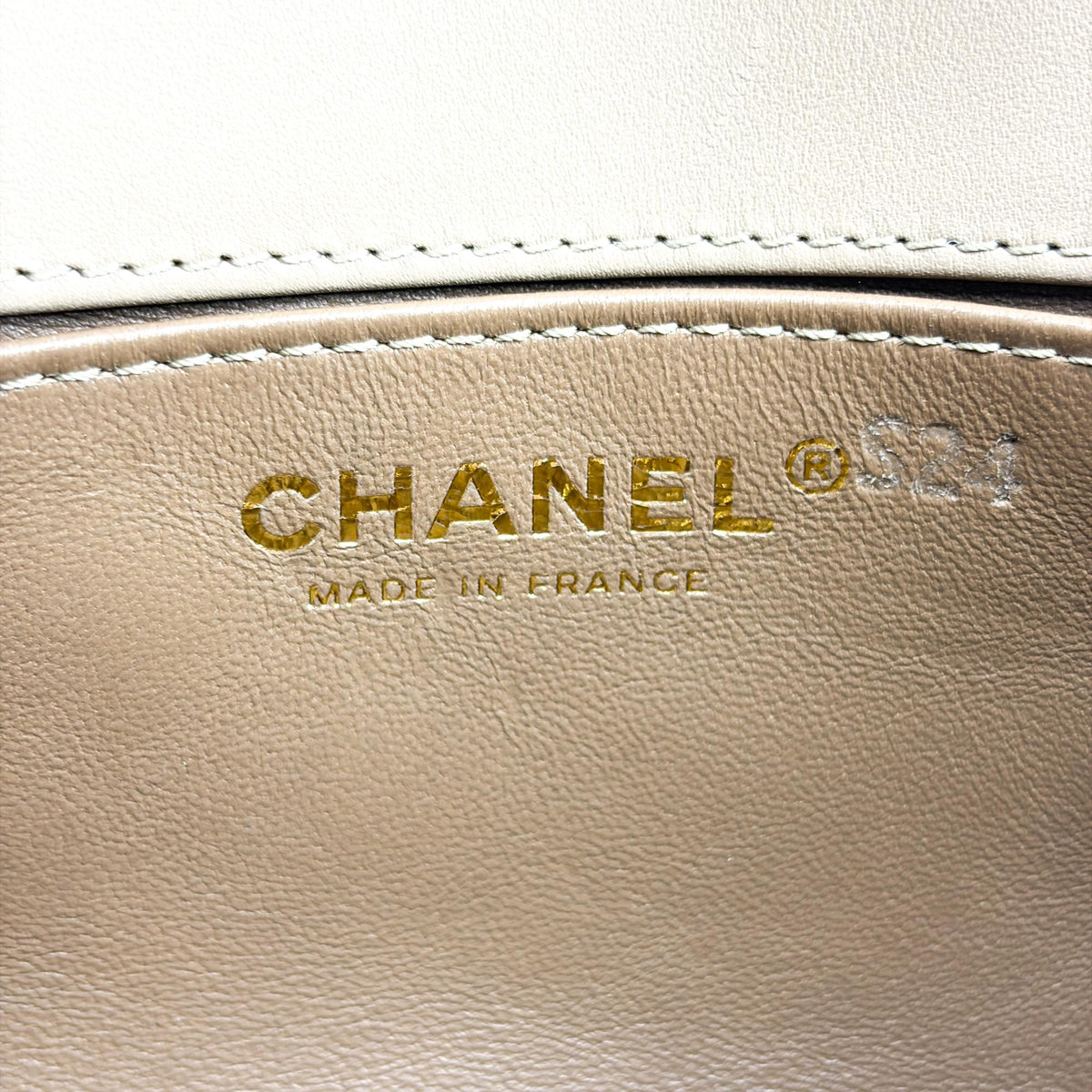 Chanel Boy Curved Messenger Quilted Velvet Brown Suede Shoulder Bag Bag (Pre-Owned)
