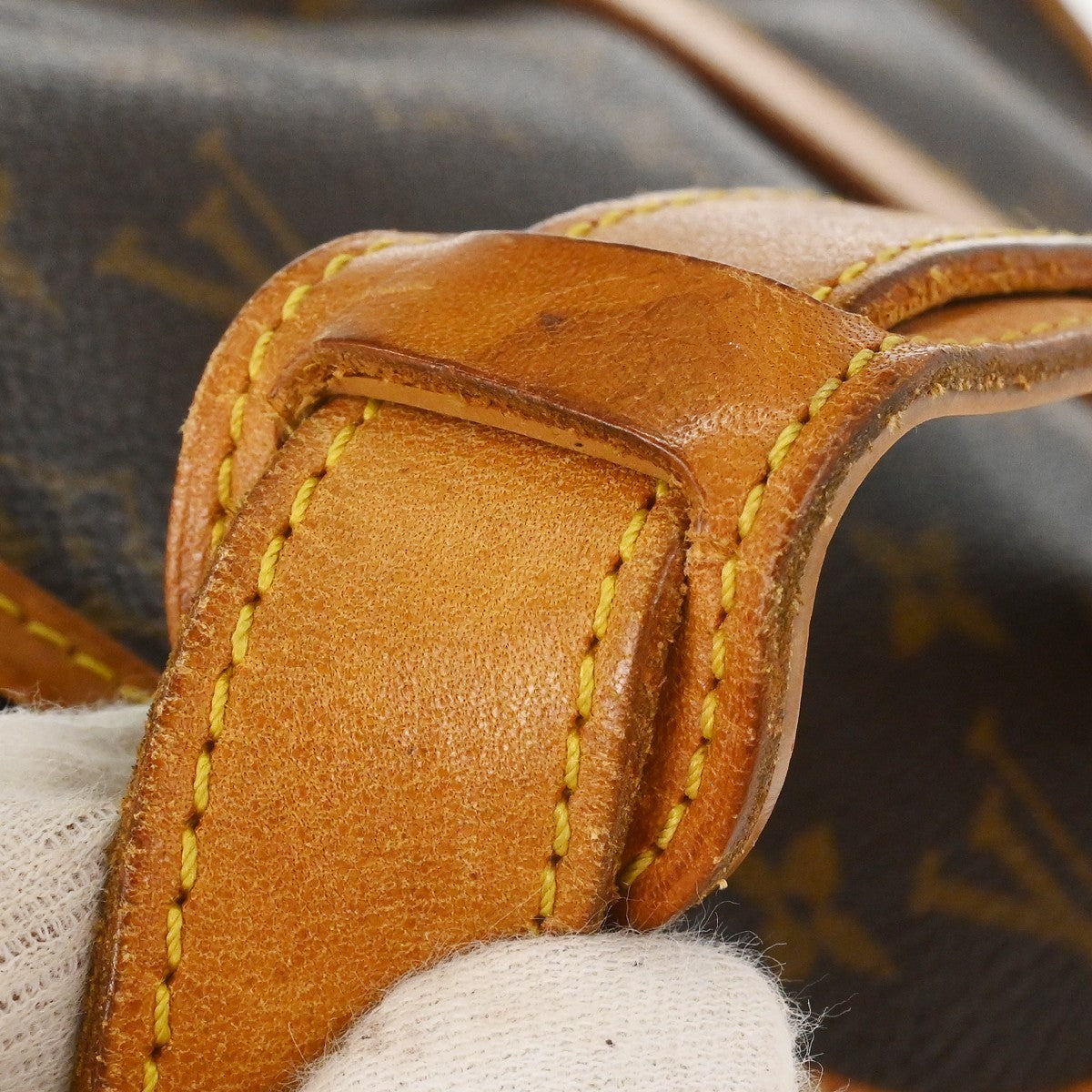 Louis Vuitton Saumur Monogram Canvas Brown Canvas Shoulder Bag Bag (Pre-Owned)