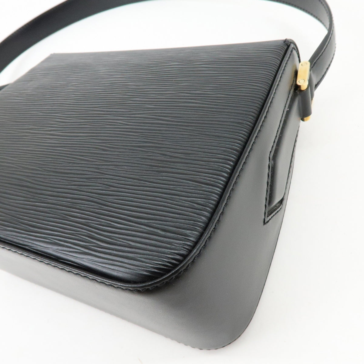 Louis Vuitton Buci Epi Leather Black Leather Handbag (Pre-Owned)