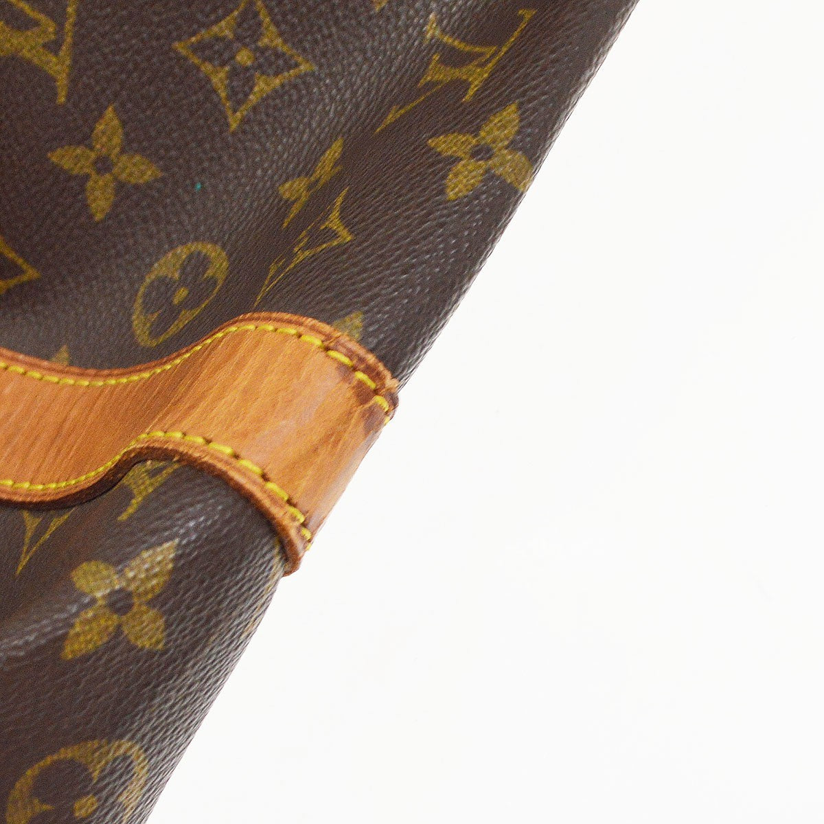 Louis Vuitton Keepall Monogram Canvas Brown Canvas Travel Bag Bag (Pre-Owned)