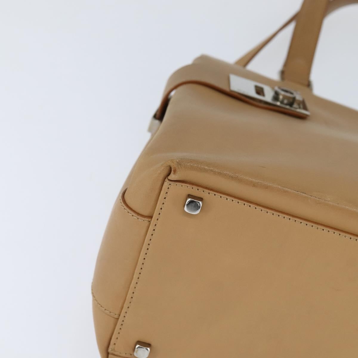Salvatore Ferragamo Gancini Tote Leather Beige Leather Tote Bag Bag (Pre-Owned)