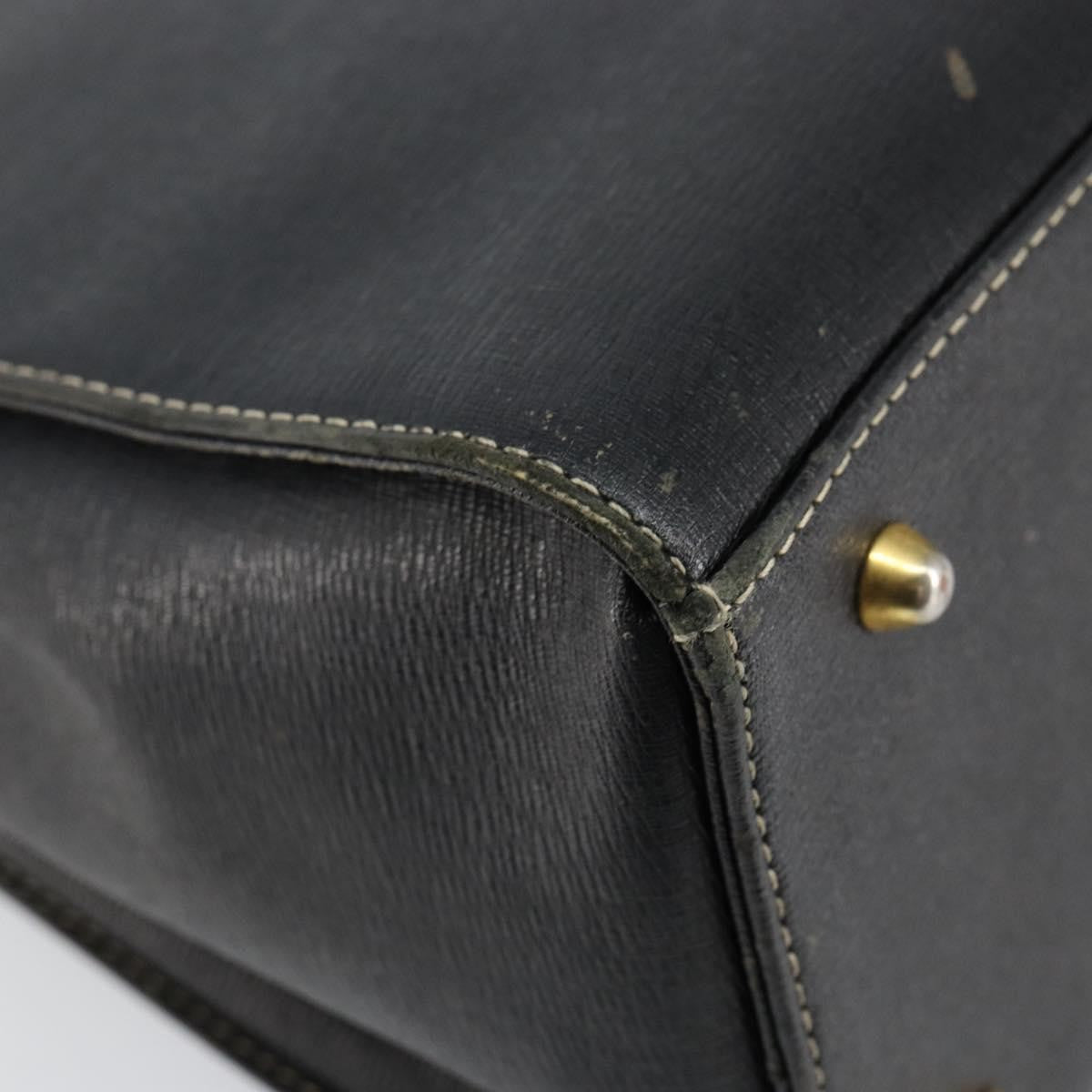 Burberry Vintage Leather Black Leather Handbag (Pre-Owned)