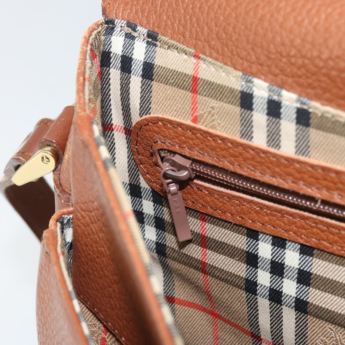 Burberry Vintage Leather Brown Leather Shoulder Bag Bag (Pre-Owned)