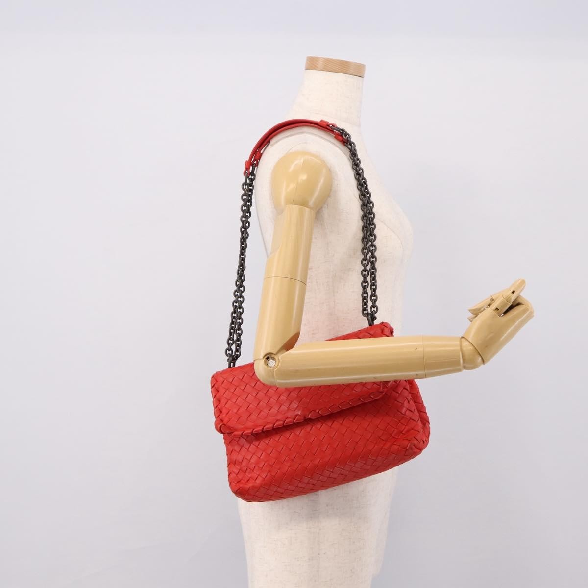 Bottega Veneta Olimpia Intrecciato Nappa Red Leather Shoulder Bag Bag (Pre-Owned)