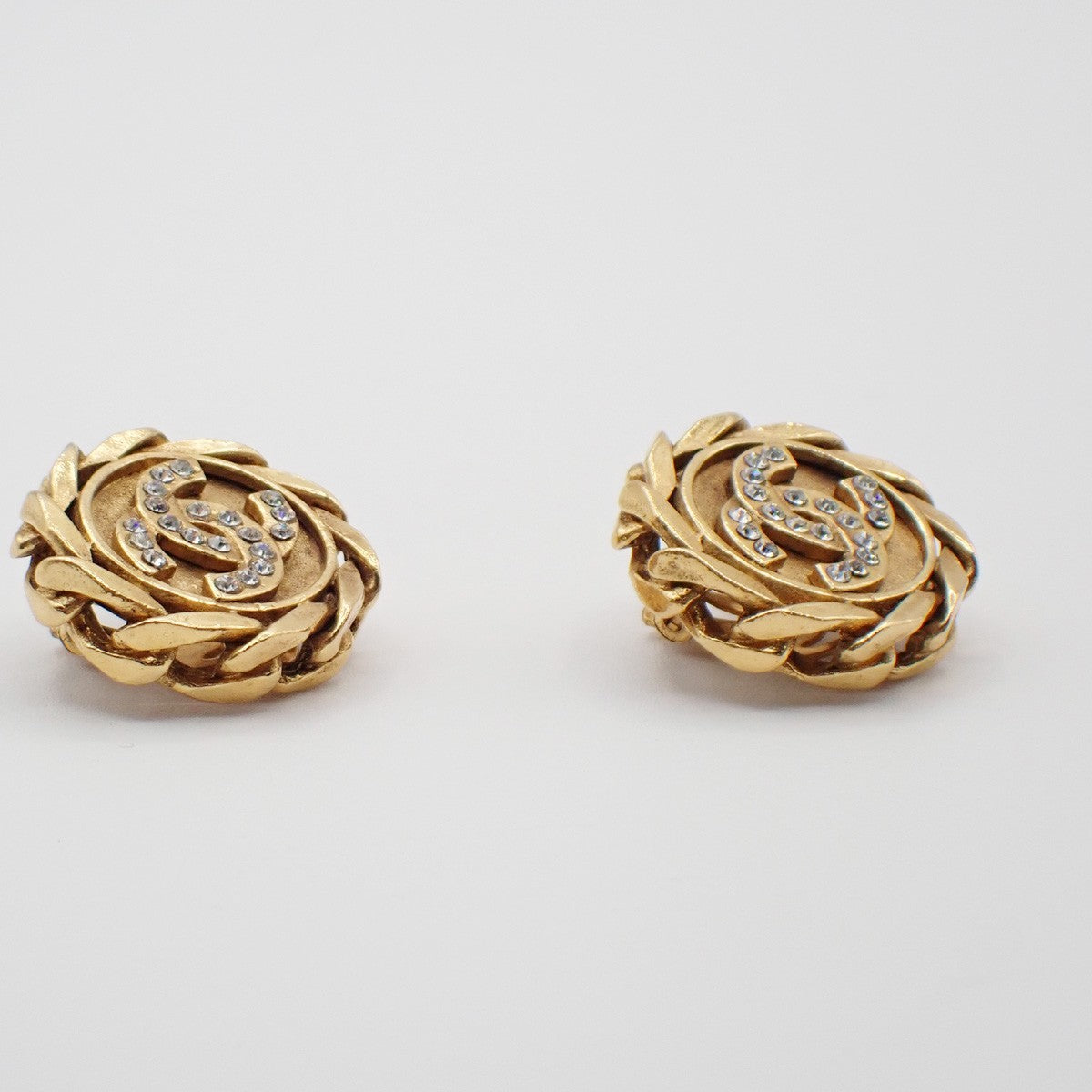 Chanel Vintage Cc Round Clip-On Metal With Crystals Gold Gold_Plated Earrings Jewelry (Pre-Owned)