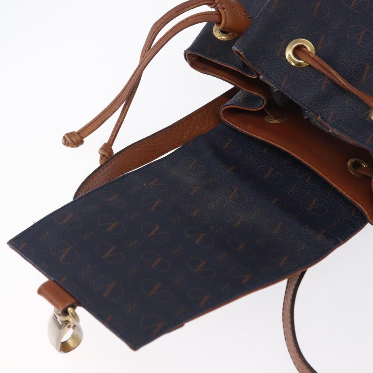 Valentino Garavani Vintage Leather Navy Leather Backpack Bag (Pre-Owned)