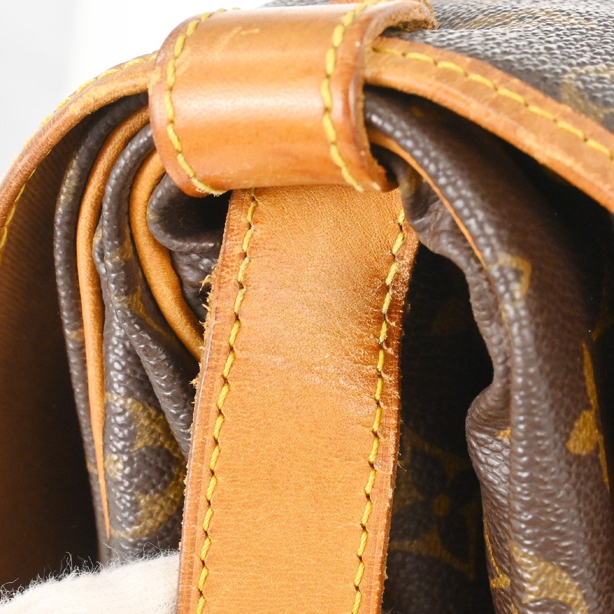 Louis Vuitton Saumur Monogram Canvas Brown Canvas Shoulder Bag Bag (Pre-Owned)