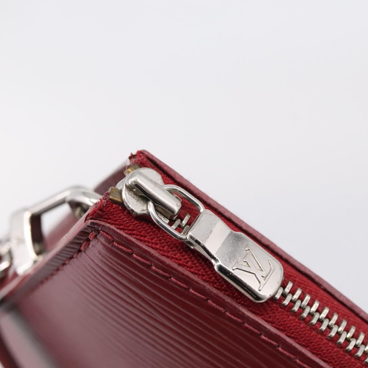 Louis Vuitton Pochette Accessoires Nm Epi Leather Red Leather Clutche & Pouche Bag (Pre-Owned)