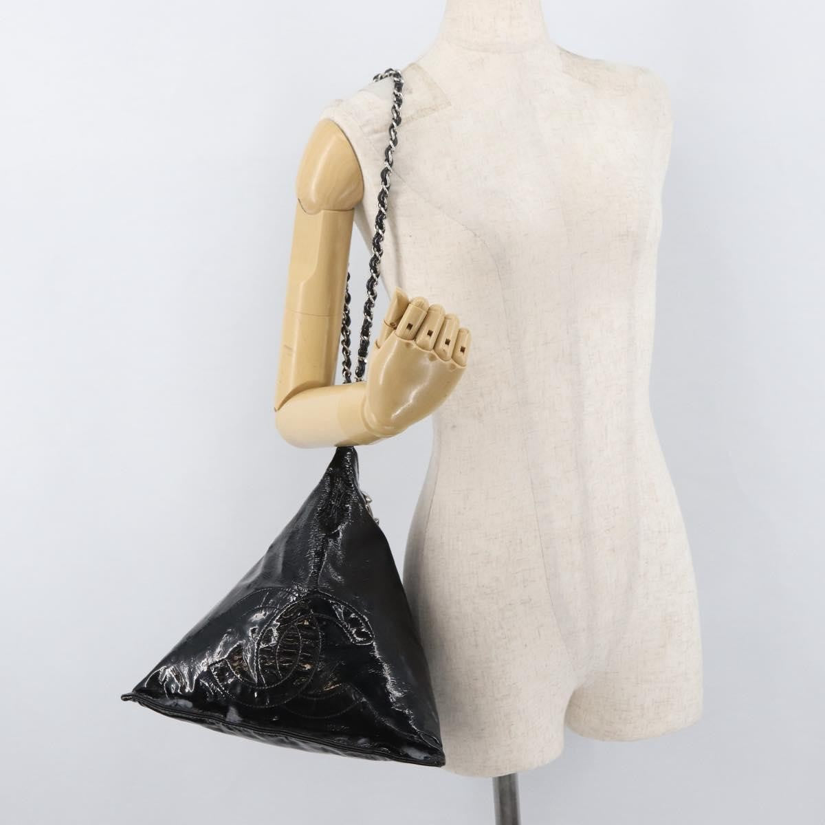 Chanel Bon Bon Pyramid Wristlet Patent Black Patent_Leather Shoulder Bag Bag (Pre-Owned)