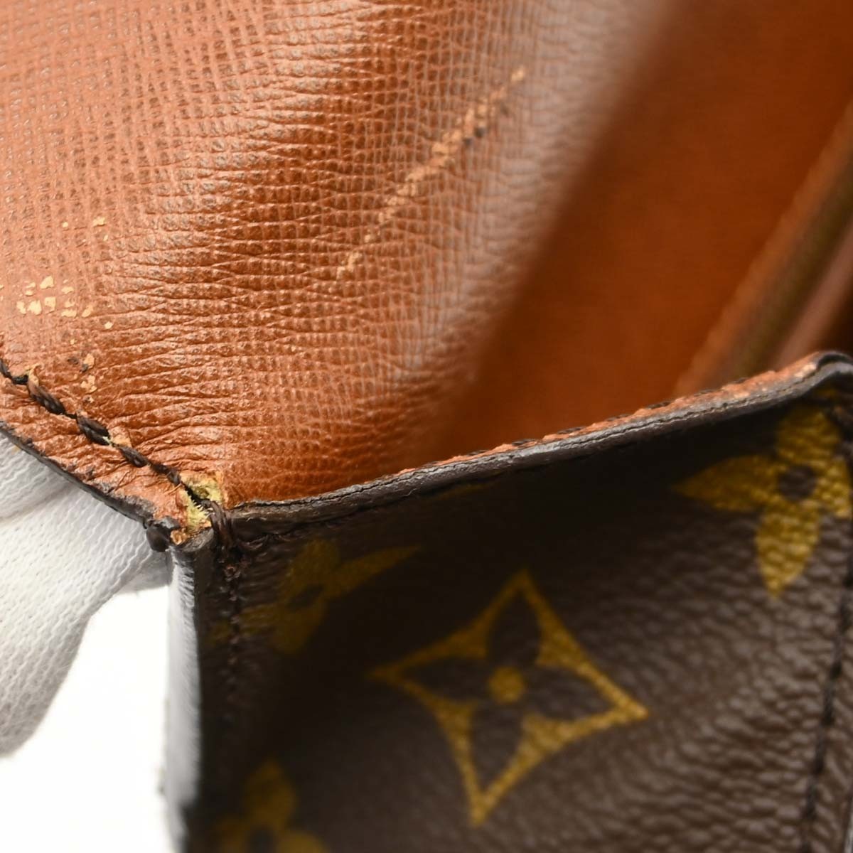 Louis Vuitton Saint Cloud Monogram Canvas Brown Canvas Handbag (Pre-Owned)
